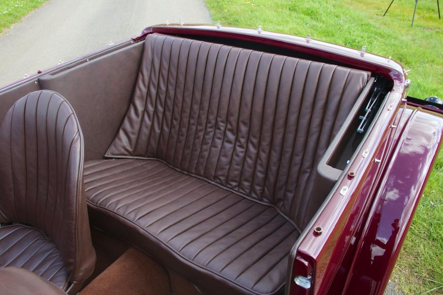 Интерьер Riley 9 Lynx Special Tourer 1933 года  (фото 12 из 14)